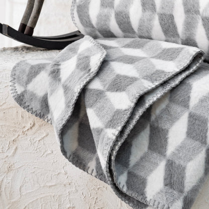 100% Cotton Blanket - Tumbling Pattern - 150 x 200 cm - Grey